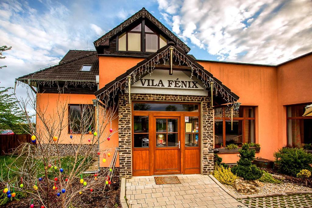Vila Fenix B&B ルジョムベロク エクステリア 写真