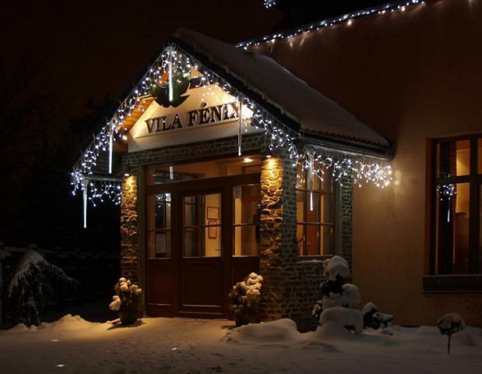 Vila Fenix B&B ルジョムベロク エクステリア 写真
